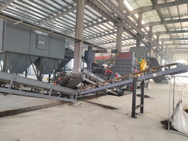 路友裝備竭誠(chéng)服務(wù)再生資源行業(yè)，一站式服務(wù)，打造再生資源行業(yè)服務(wù)平臺(tái)。